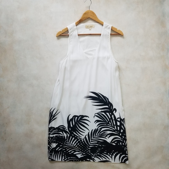 BLACK SWAN Tropical Print Tunic - Picture 6 of 7